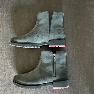 Sorel Chelsea Boots - Green Size 8.5